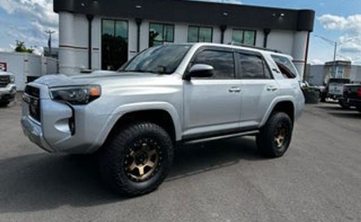2020 Toyota 4RUNNER Base Grade