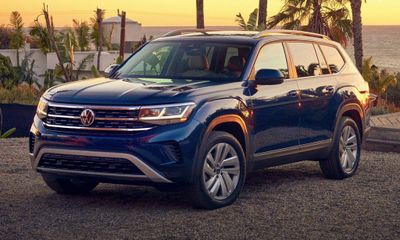 2023 Volkswagen Atlas 4MOTION SE