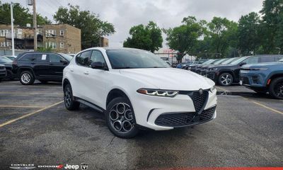 2025 Alfa Romeo Tonale Base Intensa Sprint