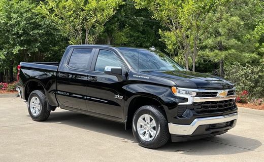 2023 Chevrolet Silverado LT