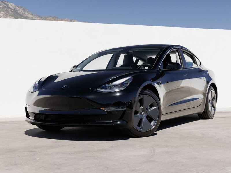 2021 Tesla Model 3 — a typically priced live listing