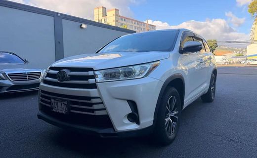 2017 Toyota Highlander LE