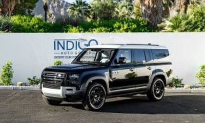2026 Land Rover Defender 110 SE