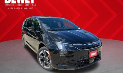 2027 Chrysler Pacifica Limited