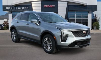 2025 Cadillac XT4 Premium Luxury