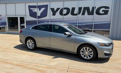 2024 Chevrolet Malibu LT