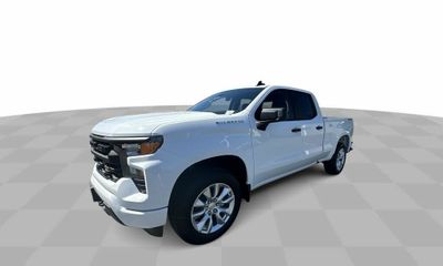 2024 Chevrolet Silverado Custom