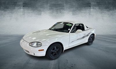 2000 Mazda MX-5