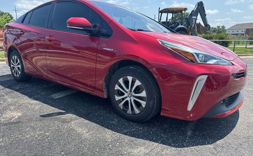 2020 Toyota Prius LE