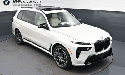 2027 BMW X7 M60I
