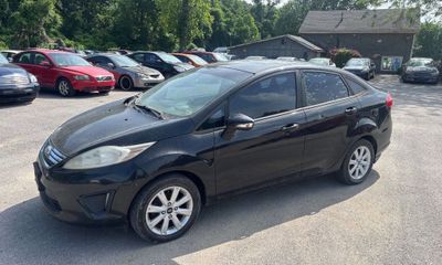 2013 Ford Fiesta SE