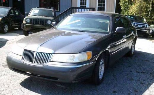 1998 Lincoln Town CAR Signature