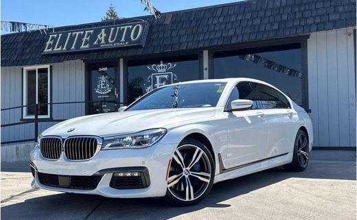 2018 BMW 750I