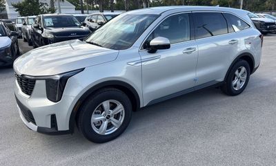 2026 Kia Sorento LX