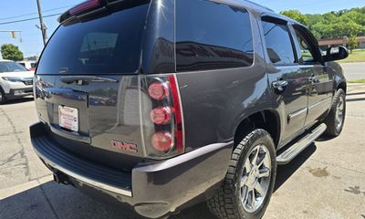 2011 GMC Yukon Denali
