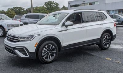 2022 Volkswagen Tiguan S