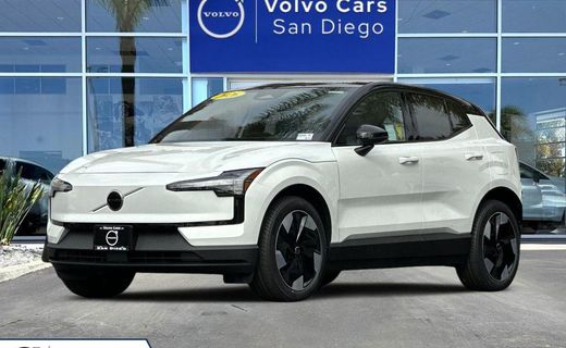 2026 Volvo EX30 Plus