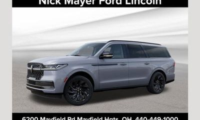 2027 Lincoln Navigator L Reserve