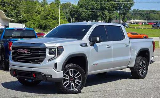 2022 GMC Sierra AT4