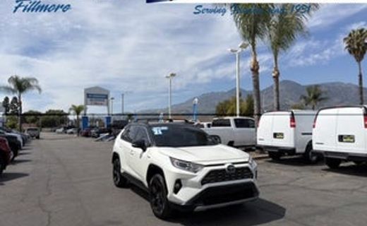 2022 Toyota RAV4 SE