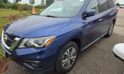 2020 Nissan Pathfinder SL