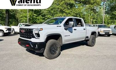 2025 Chevrolet Silverado HD ZR2