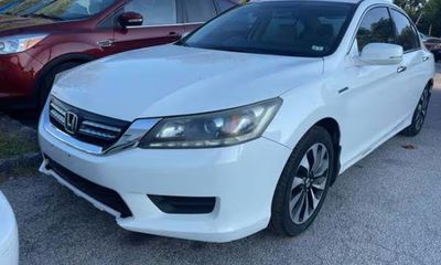 2014 Honda Accord Hybrid