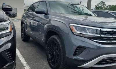 2022 Volkswagen Atlas Cross Sport SE