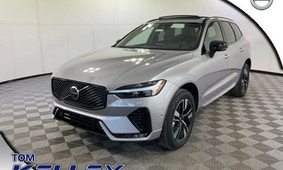2026 Volvo XC60 Plus Dark