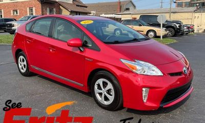 2015 Toyota Prius Three