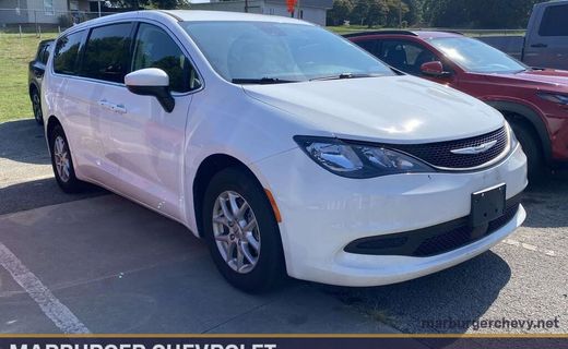 2023 Chrysler Voyager LX