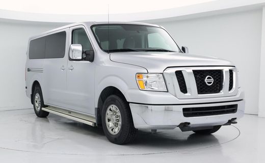 2017 Nissan NV V8 SL