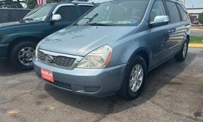 2011 Kia Sedona GL Middle LOW