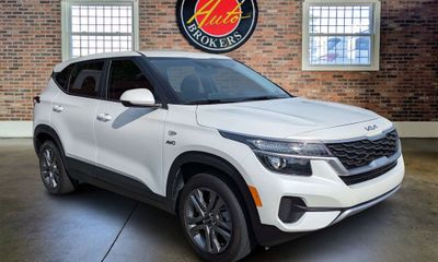 2023 Kia Seltos LX