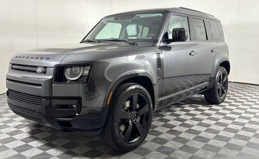 2026 Land Rover Defender 110 SE