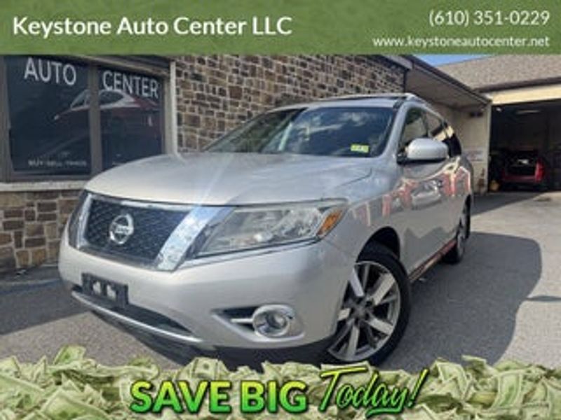 2015 Nissan Pathfinder — a typically priced live listing