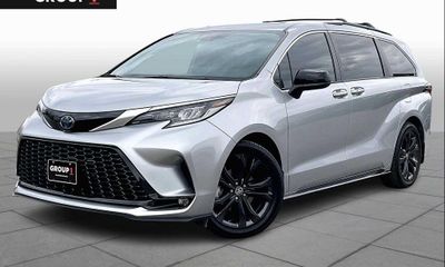 2023 Toyota Sienna XSE