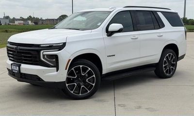 2025 Chevrolet Tahoe RST