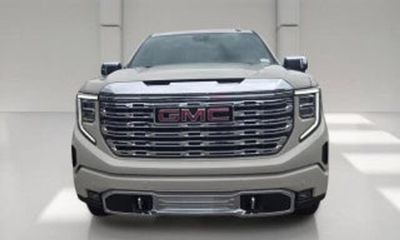 2026 GMC Sierra Elevation