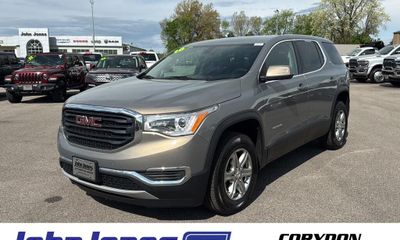 2019 GMC Acadia SLE 1