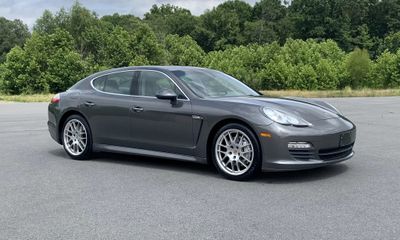 2013 Porsche Panamera S 4S