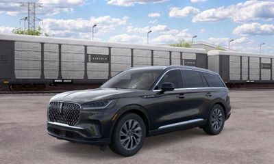 2026 Lincoln Aviator Base