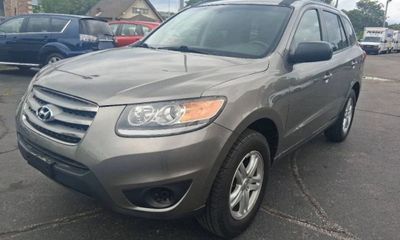 2012 Hyundai Santa FE GL Middle LOW