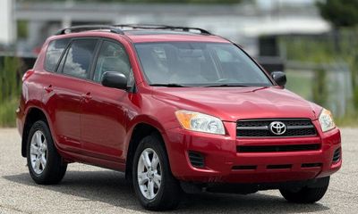 2011 Toyota RAV4 Standard