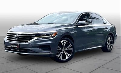 2022 Volkswagen Passat SE