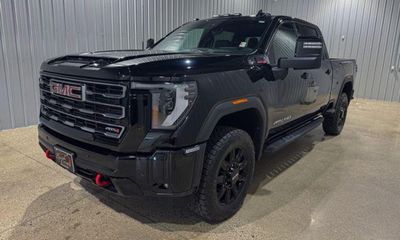 2025 GMC Sierra HD AT4 SRW