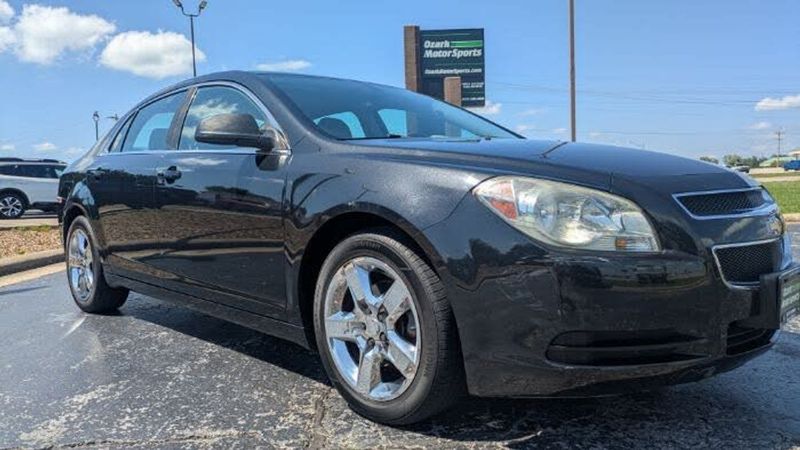 2011 Chevrolet Malibu — a typically priced live listing
