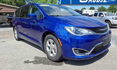2018 Chrysler Pacifica Touring Plus