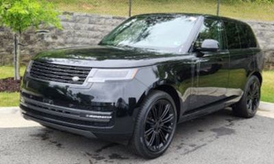 2026 Land Rover Range SE