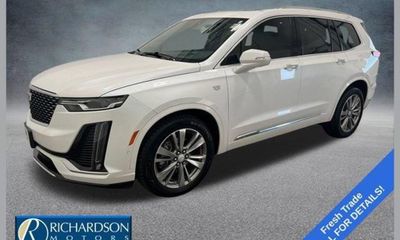 2022 Cadillac XT6 Premium Luxury